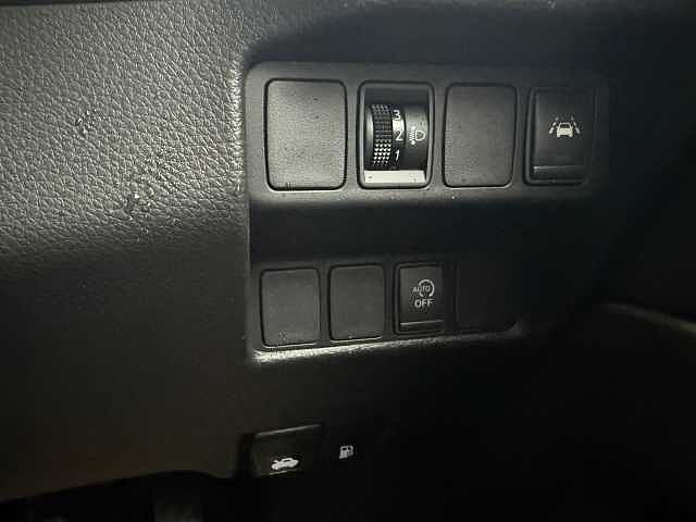 Nissan Qashqai 1.3 DiG-T N-Connecta 5dr