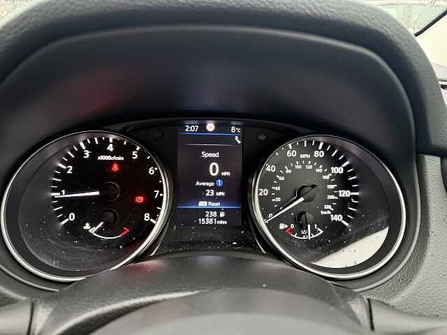 Nissan Qashqai 1.3 DiG-T N-Connecta 5dr