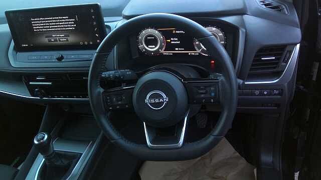 Nissan Qashqai 1.3 DiG-T MH N-Connecta 5dr