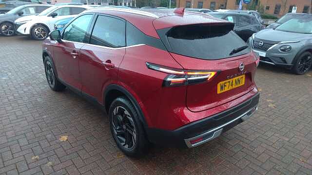 Nissan Qashqai 1.3 DiG-T MH N-Connecta 5dr