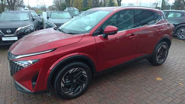 Nissan Qashqai 1.3 DiG-T MH N-Connecta 5dr