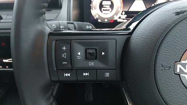 Nissan Qashqai 1.3 DiG-T MH N-Connecta 5dr