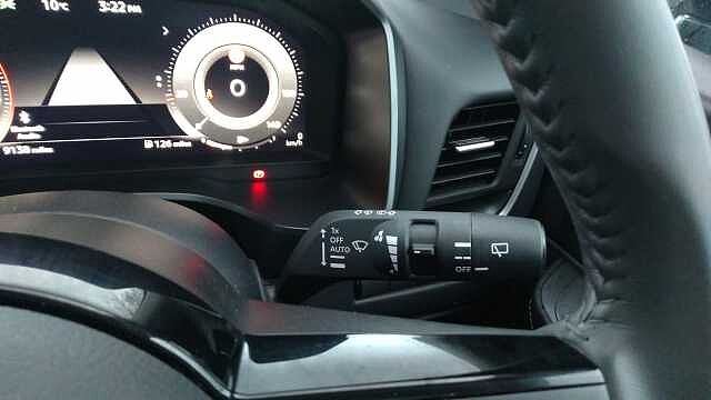 Nissan Qashqai 1.3 DiG-T MH N-Connecta 5dr