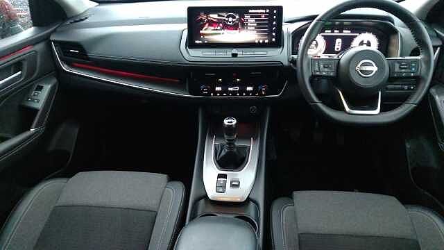 Nissan Qashqai 1.3 DiG-T MH N-Connecta 5dr