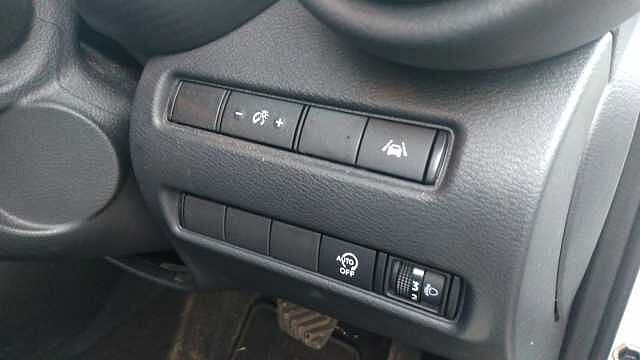 Nissan Juke 1.0 DiG-T 114 N-Connecta 5dr DCT