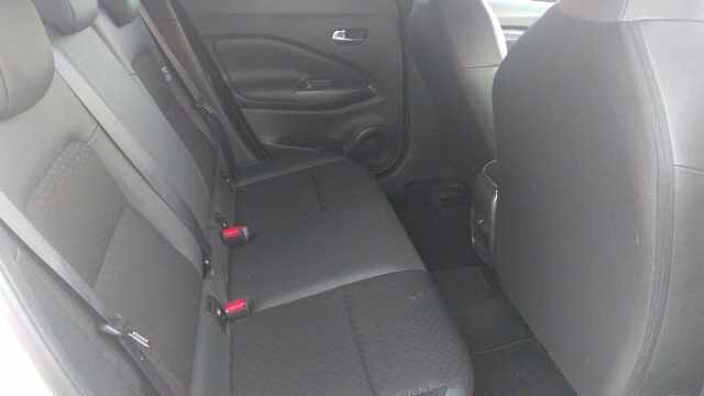 Nissan Juke 1.0 DiG-T 114 N-Connecta 5dr DCT