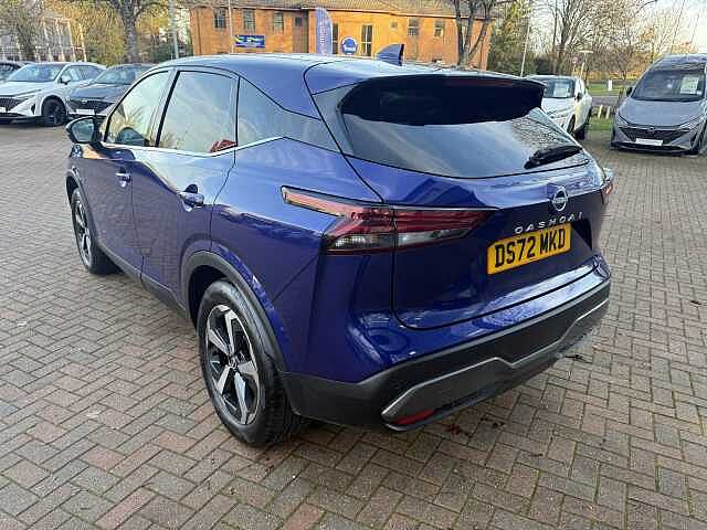 Nissan Qashqai 1.3 DiG-T MH N-Connecta 5dr