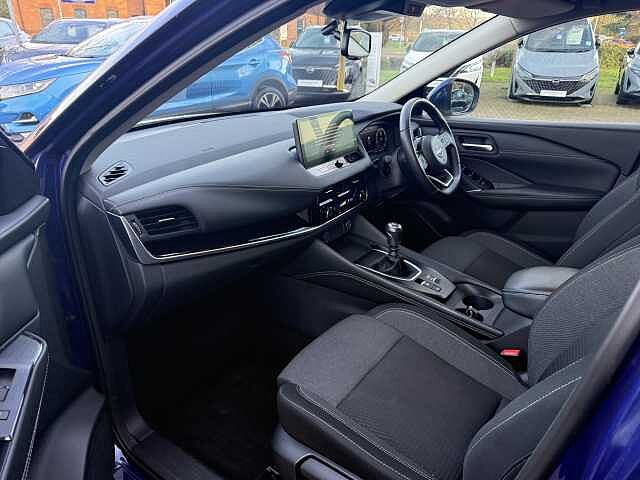 Nissan Qashqai 1.3 DiG-T MH N-Connecta 5dr