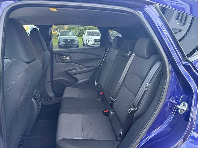 Nissan Qashqai 1.3 DiG-T MH N-Connecta 5dr