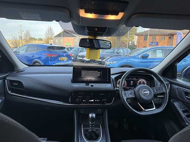 Nissan Qashqai 1.3 DiG-T MH N-Connecta 5dr