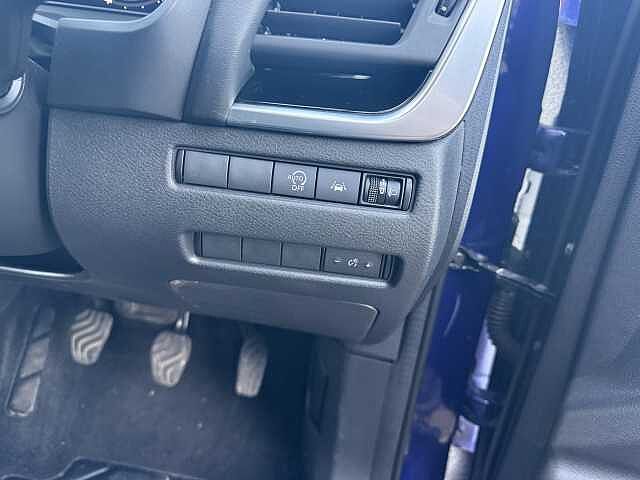 Nissan Qashqai 1.3 DiG-T MH N-Connecta 5dr