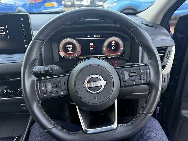 Nissan Qashqai 1.3 DiG-T MH N-Connecta 5dr