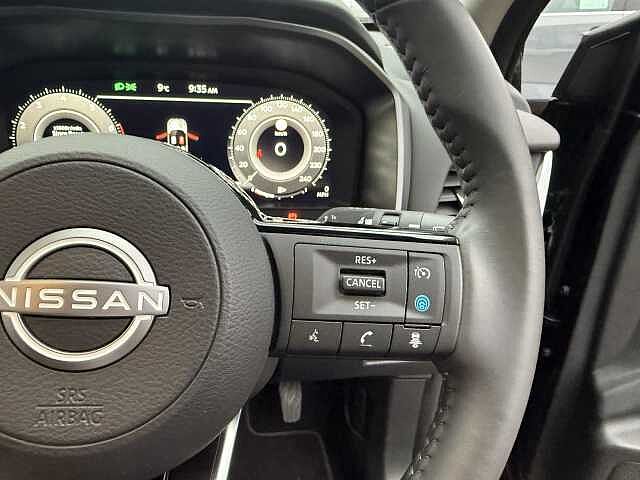 Nissan Qashqai 1.3 DiG-T MH N-Connecta 5dr