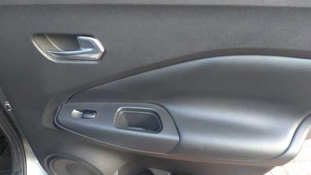 Nissan Juke 1.0 DiG-T 114 N-Connecta 5dr