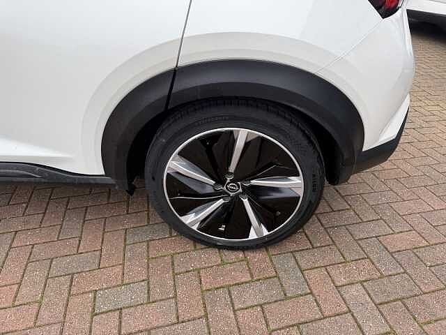 Nissan Juke 1.6 Hybrid Tekna+ 5dr Auto