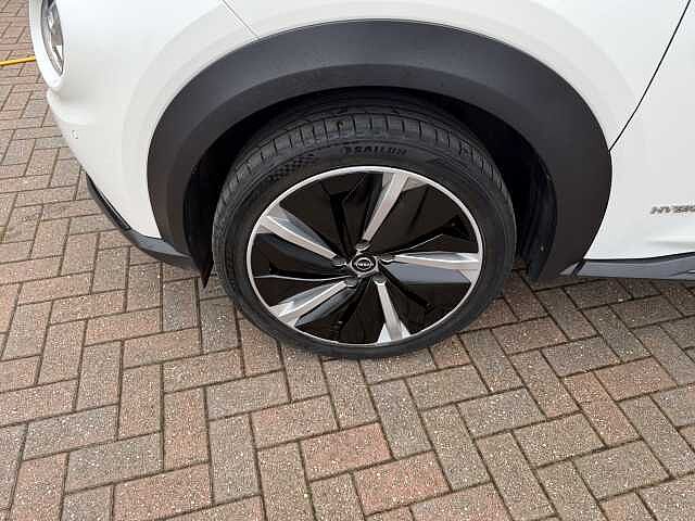 Nissan Juke 1.6 Hybrid Tekna+ 5dr Auto