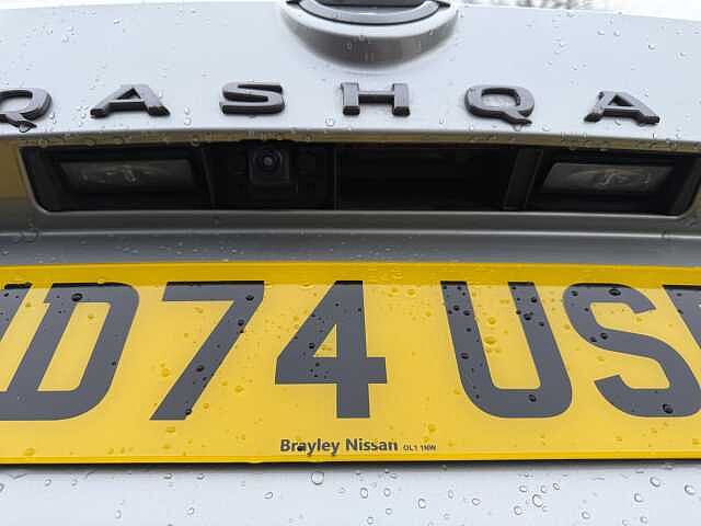 Nissan Qashqai 1.3 DiG-T MH N-Connecta 5dr