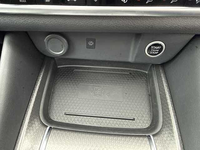 Nissan Qashqai 1.3 DiG-T MH N-Connecta 5dr