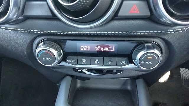 Nissan Juke 1.0 DiG-T 114 N-Connecta 5dr