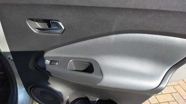 Nissan Juke 1.0 DiG-T 114 N-Connecta 5dr