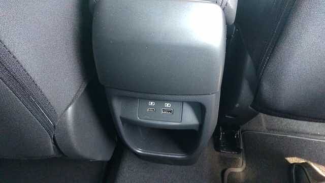 Nissan Juke 1.0 DiG-T N-Connecta 5dr