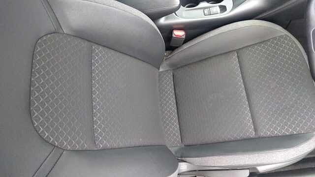 Nissan Juke 1.0 DiG-T N-Connecta 5dr