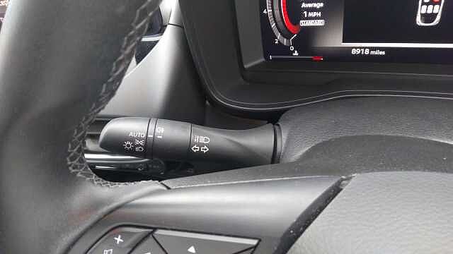 Nissan Juke 1.0 DiG-T N-Connecta 5dr