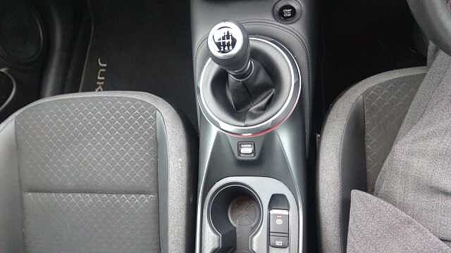 Nissan Juke 1.0 DiG-T N-Connecta 5dr