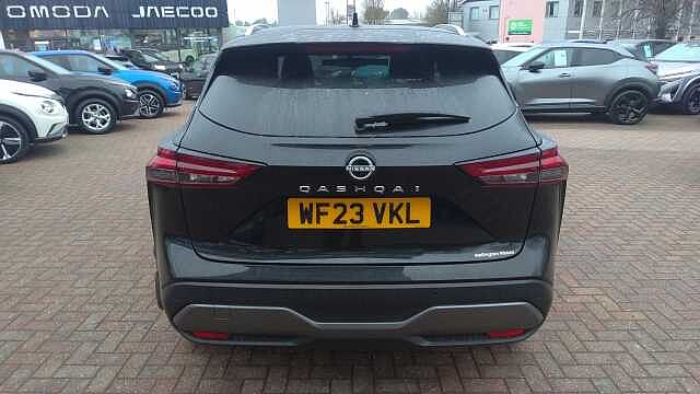 Nissan Qashqai 1.3 DiG-T MH Tekna 5dr