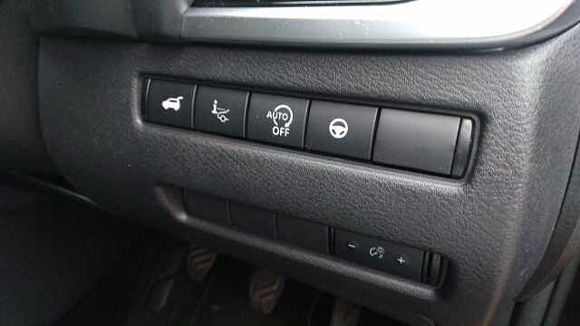 Nissan Qashqai 1.3 DiG-T MH Tekna 5dr