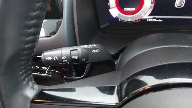 Nissan Qashqai 1.3 DiG-T MH Tekna 5dr