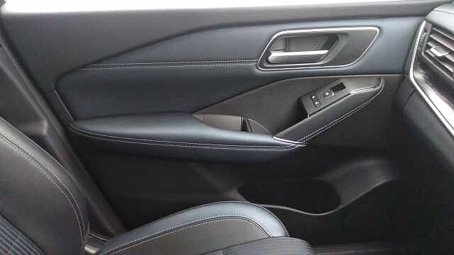 Nissan Qashqai 1.3 DiG-T MH Tekna 5dr