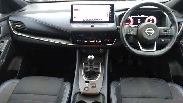 Nissan Qashqai 1.3 DiG-T MH Tekna 5dr