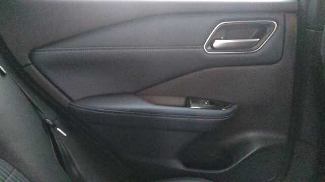 Nissan Qashqai 1.3 DiG-T MH Tekna 5dr