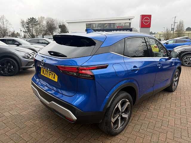 Nissan Qashqai 1.3 DiG-T MH Premiere Edition 5dr