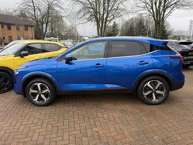 Nissan Qashqai 1.3 DiG-T MH Premiere Edition 5dr