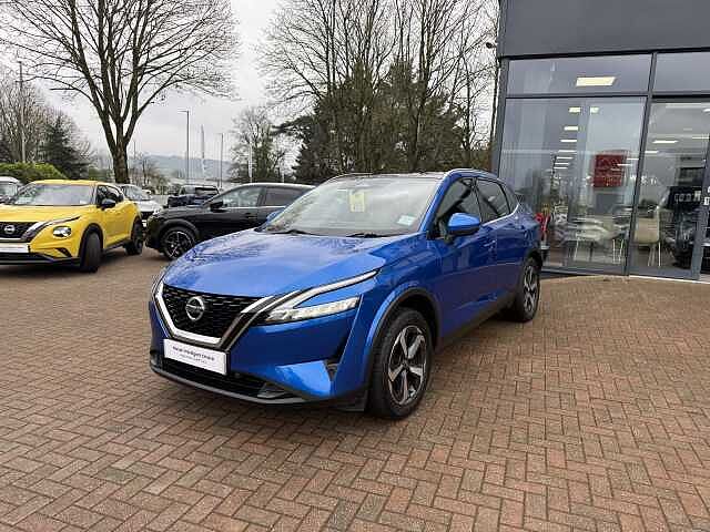 Nissan Qashqai 1.3 DiG-T MH Premiere Edition 5dr