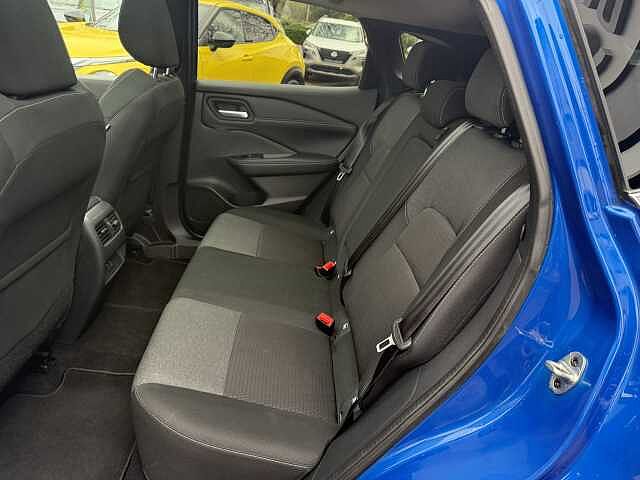 Nissan Qashqai 1.3 DiG-T MH Premiere Edition 5dr