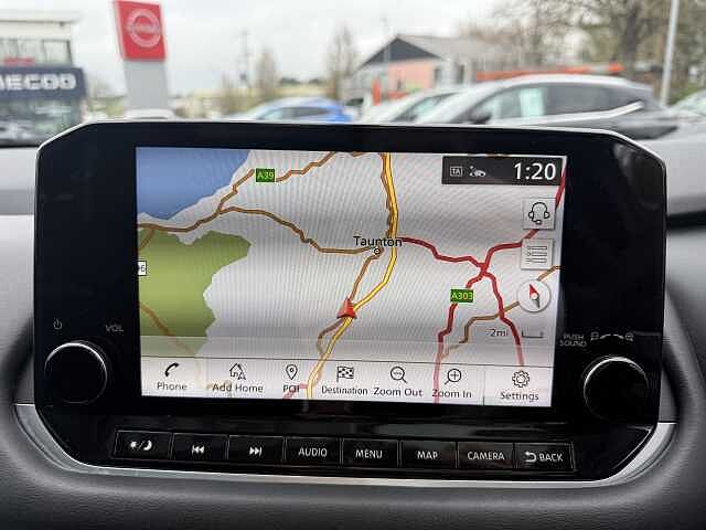 Nissan Qashqai 1.3 DiG-T MH Premiere Edition 5dr