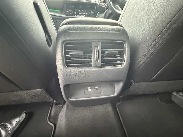 Nissan Qashqai 1.3 DiG-T MH Tekna 5dr