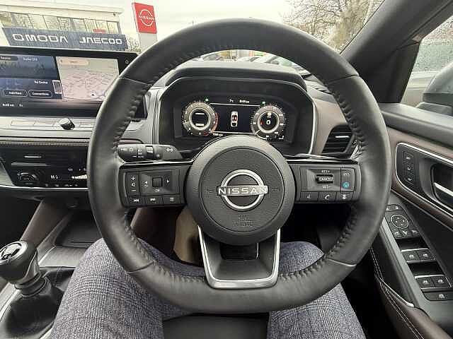 Nissan Qashqai 1.3 DiG-T MH Tekna 5dr