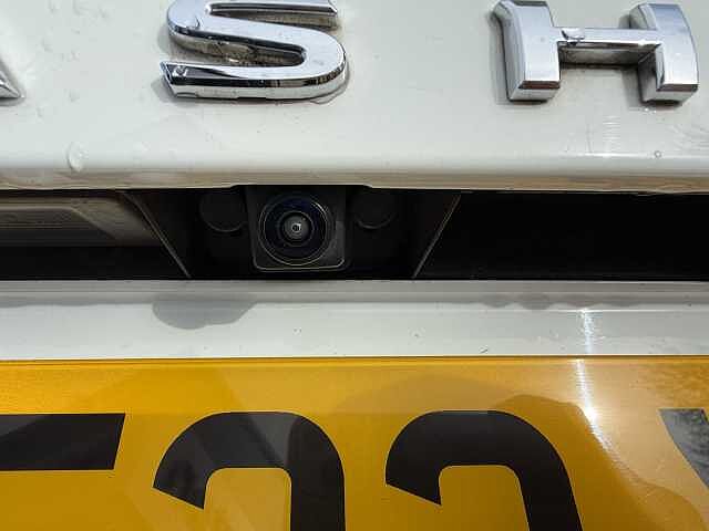 Nissan Qashqai 1.3 DiG-T MH 158 N-Connecta 5dr