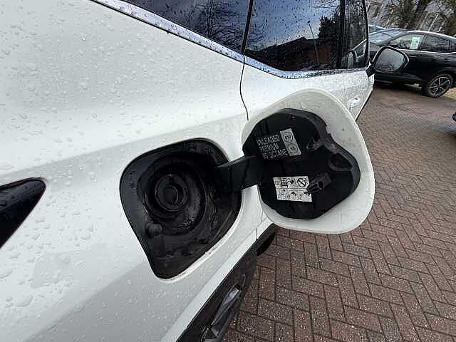 Nissan Qashqai 1.3 DiG-T MH 158 N-Connecta 5dr