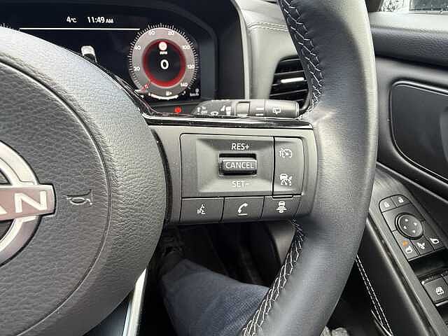 Nissan Qashqai 1.3 DiG-T MH 158 N-Connecta 5dr