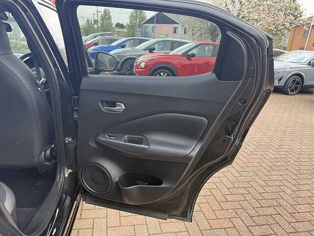 Nissan Juke 1.0 DiG-T 114 N-Connecta 5dr