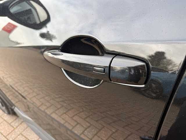 Nissan Juke 1.0 DiG-T 114 N-Connecta 5dr