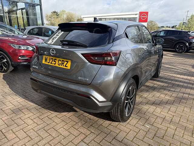 Nissan Juke 1.6 Hybrid N-Connecta 5dr Auto