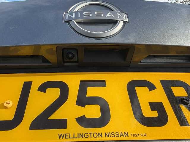 Nissan Juke 1.6 Hybrid N-Connecta 5dr Auto