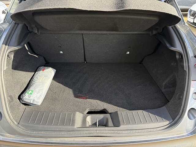 Nissan Juke 1.6 Hybrid N-Connecta 5dr Auto