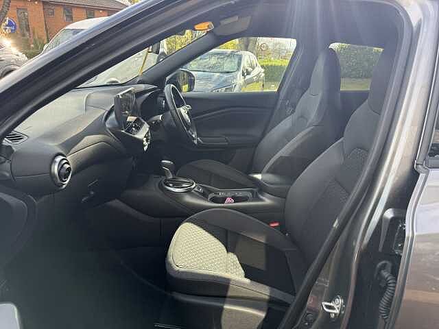 Nissan Juke 1.6 Hybrid N-Connecta 5dr Auto